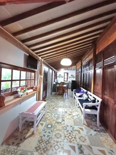 Breeze and Blossom Cottage Maguwo - 6