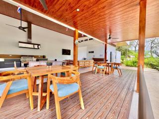 Luxury Ocean-View Penthouse in Selva Coral Jaco - 4