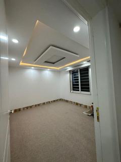 Spacious 500 sqm Garden Home with Parking in Erbil - 3