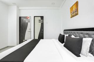 Hotel O Grand Trinity - 0