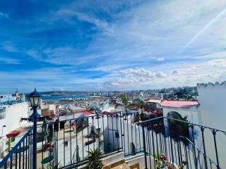 Traditional house with panoramic terrace - 9