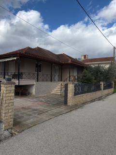 Άνετη Κατοικία για Απόδραση στη Λίμνη Πλαστήρα - 7