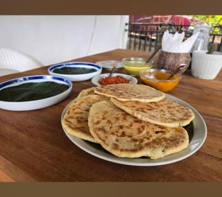 White Villa Ella - 1