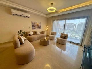 luxury beige haven in ZED toers sheikh zayed - 0