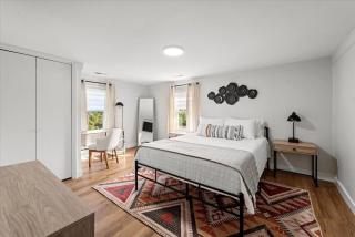 Spacious & Fun Family Oasis, Games, Hot Tub, View - 1