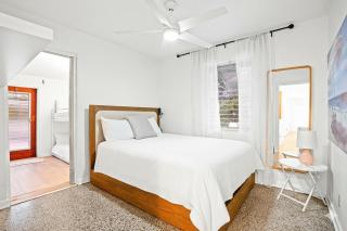 The Palmside Escape Heated Pool, Putt, Relax - 1