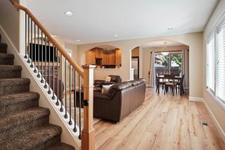 Ellie 30 Days minimum - 7