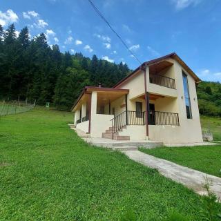 House in Daphenili - 3