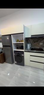 Studio In Elhambra - 1