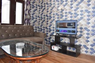 KongPosh by The Guiding Monk - 2