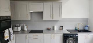 Ideal Lodgings in Radcliffe - 1