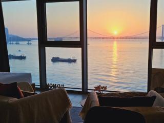 Beachfront view # Sunrise # Photo restaurant # Beam project # - 0