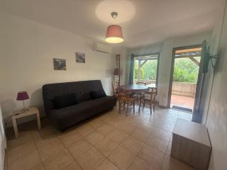 Mini-villa en pierre avec vue nature - 5