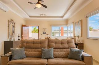 Casa Alto Padrão na praia de Itaúna - 0