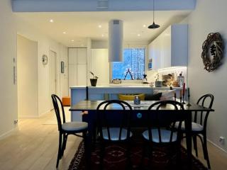 Arctic Luxury Home - 9