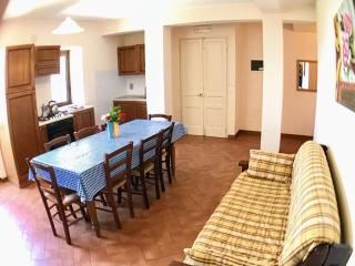 Villa Sole Vini in the Heavenly Heart of Umbria on Top of the World sleeps 50 - 5