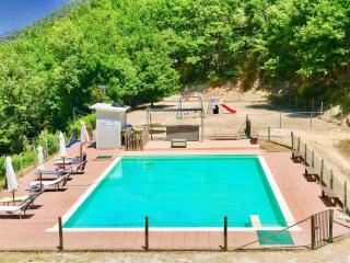 Villa Sole Vini in the Heavenly Heart of Umbria on Top of the World sleeps 50 - 4