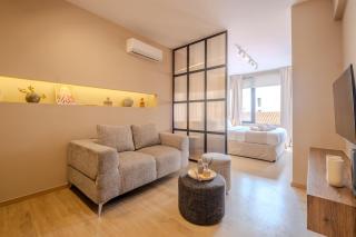 Elegant Suite Ermou Pedestrian Street - 4