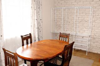 Pecan and Lime Inn The Main Den - 9