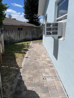 Guest Haven in West Palm Beach - 5