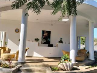 Zuri Tulivu Resort And Restaurant - 2