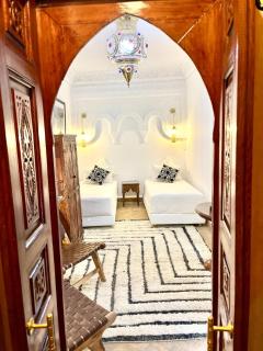 Entire Boutique Riad with 5star Hospitality Breakfast included - 1
