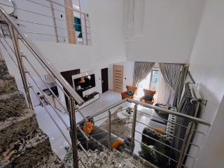 Bourdillon 3 Bedroom Luxury Apartment Ikoyi - 24hr Power, Wifi, Highly Secured - 2