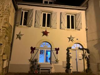 Gîte 4 étoiles, centre Monein, 4 chambres, terrasse, jusqu'à 8 pers - 6