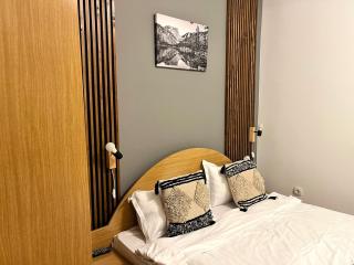 5th Forest Villa – Family Retreat, Garden & BBQ - 1