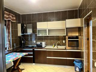 5th Forest Villa – Family Retreat, Garden & BBQ - Predeal - 2