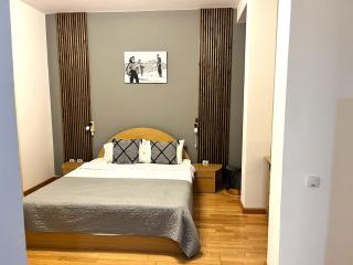 5th Forest Villa – Family Retreat, Garden & BBQ - Predeal - 0