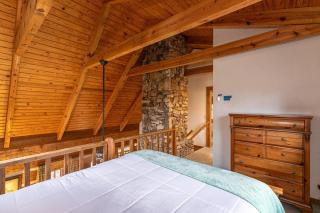 Hummingbird Hollow - 4