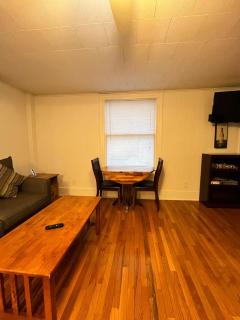 Gulf Stream House - Hammondsport Getaway Unit 12 - 2