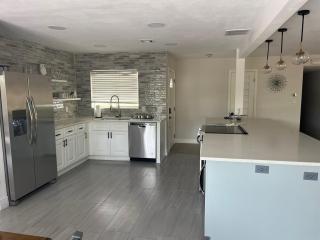 Pet Friendly Space Coast Oasis - Walk to beach! - Indian Harbour Beach - 7