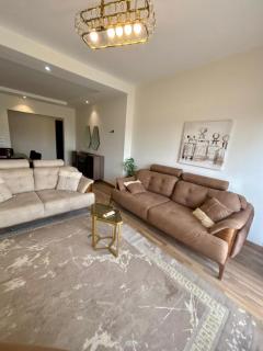 charming cozy retreat in the address compound - 8