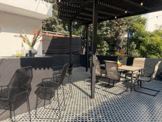 La Chula, Stylish Home in Condesa and Rooftop Bar - 6
