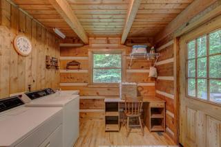 Hidden Creek Cabin - 5