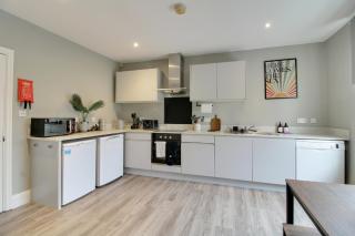 Penthouse Parade Apartment, Sleeps 6 - 1