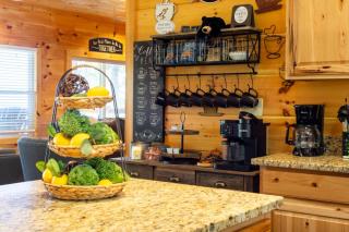 Great Smoky Haven by Ghosal Luxury Lodging - 3