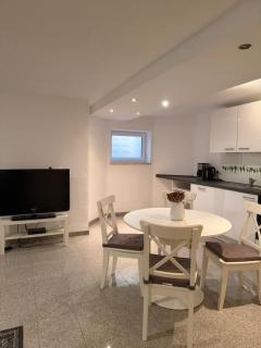 MainZeit Albertshofen 2 Zimmerwohnung Parkplatz - 9