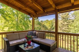 Beaver Rock Lodge - 1