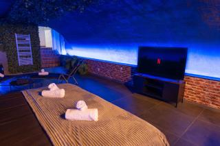 L'escapade Vosgienne, Cinéma, Balnéo - 1