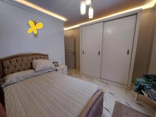 Ultra Lux 3-Bed Apartment with Open Nile View - 9