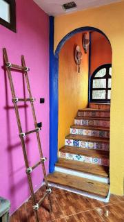 Views, Booze & Family Feuds! Chisme Not Included - 9