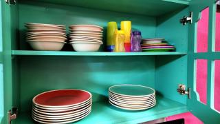 Views, Booze & Family Feuds! Chisme Not Included - 1