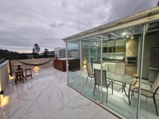 Apartamento cobertura com hidromassagem a 250 mts da praia - 0