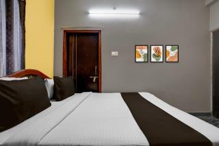 Hotel O AMR Home Stays - 2