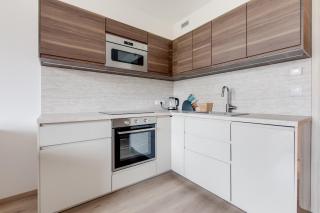 Brand New Apartment with Patio - Near Metro & Shopping Mall - 2