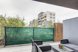 Brand New Apartment with Patio - Near Metro & Shopping Mall - 1