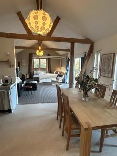 Waterside Studio Sanctuary - 0